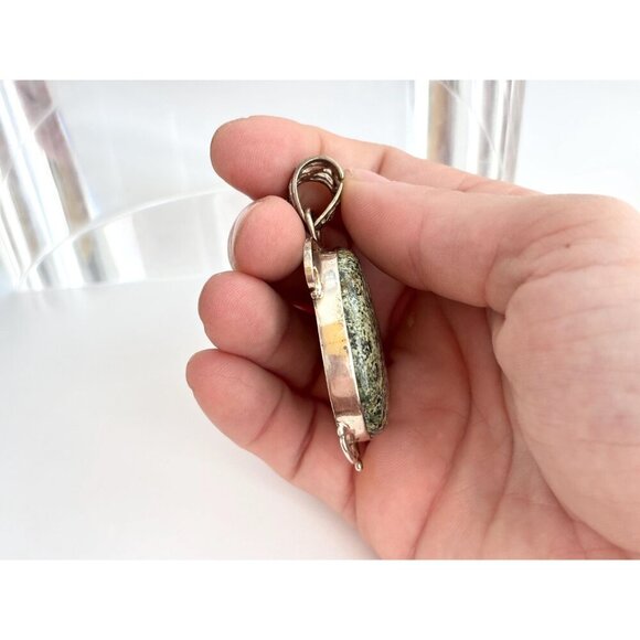 Natural Swiss Opal Green Cabochon Gemstone Artisan 925 Vintage Pendant - Picture 8 of 10